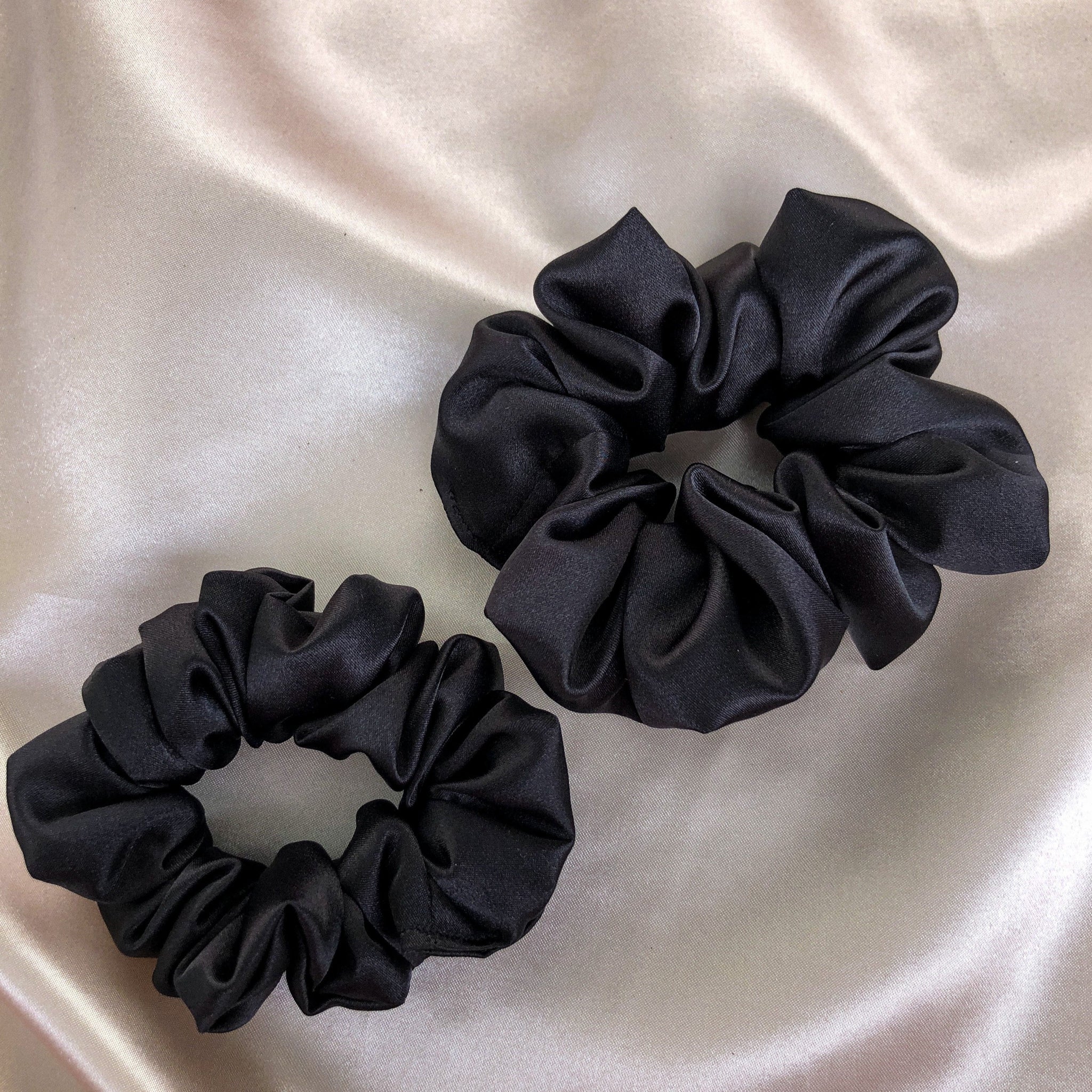 Raven luxurious black satin scrunchies - LUNARIA DREAMS